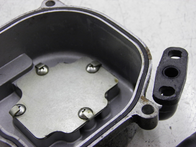 photo de COPERCHIO VALVOLE SYM SYMPLY 4T 50 (2012 - 2015) - Zoom sullo stato d'uso