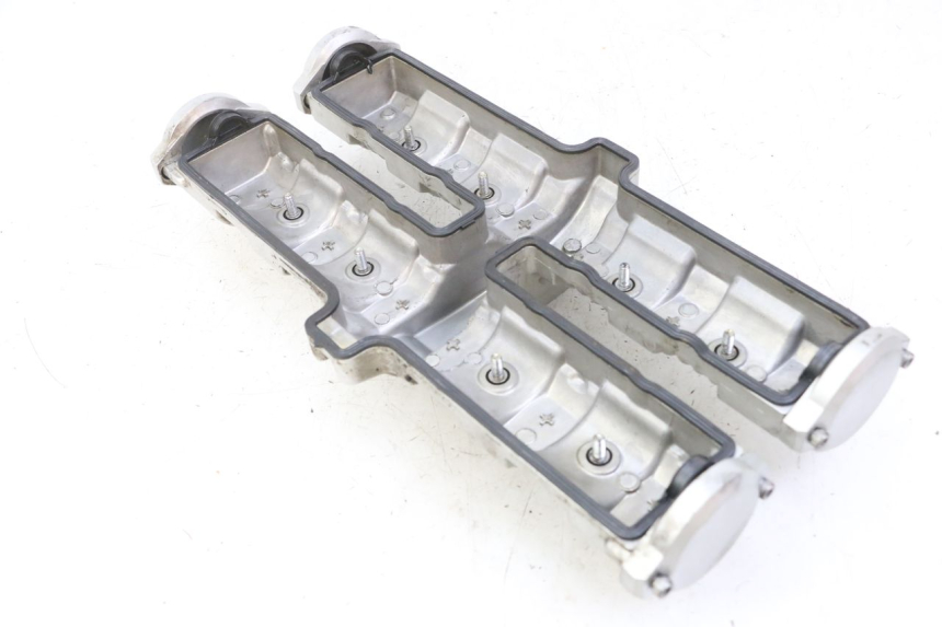photo de COPERCHIO VALVOLE YAMAHA FZS FAZER 600 (2001 - 2003) - Zoom sullo stato d'uso