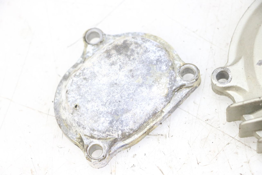 photo de COPERCHIO VALVOLE YAMAHA SR 125 (1982 - 2003) - Altra angolazione
