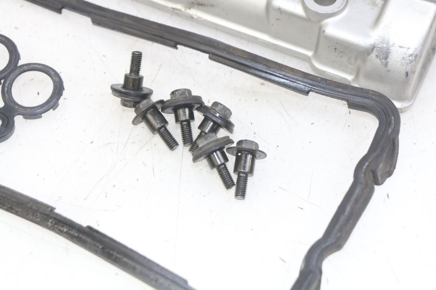 photo de COPERCHIO VALVOLE KAWASAKI ZX-6R ZX6R 600 (1995 - 1997) - Vista d'insieme del prodotto