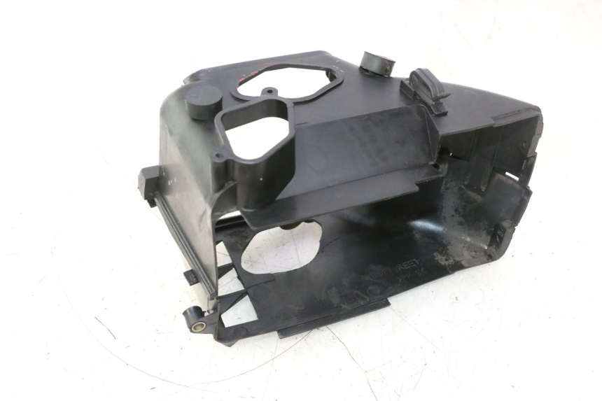 photo de COPERCHIO CILINDRO KYMCO AGILITY 4T 50 (2018 - 2022) - Primo piano tecnico