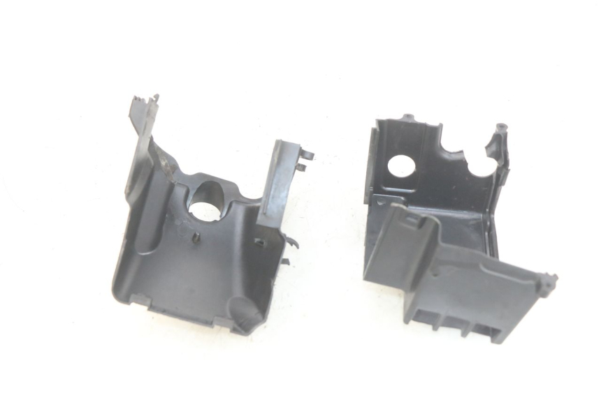 photo de COPERCHIO CILINDRO SYM CROX 4T 50 (2016 - 2023) - Vista d'insieme del prodotto