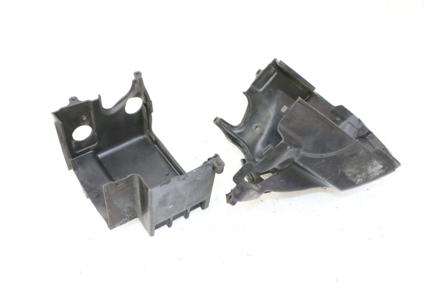 photo de COPERCHIO CILINDRO SYM CROX 4T 50 (2016 - 2023) - Dettaglio del componente