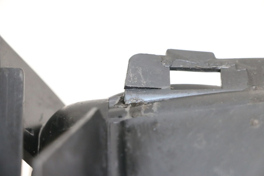 photo de COPERCHIO CILINDRO PEUGEOT ELYSTAR 50 (2002 - 2014) - Altra angolazione