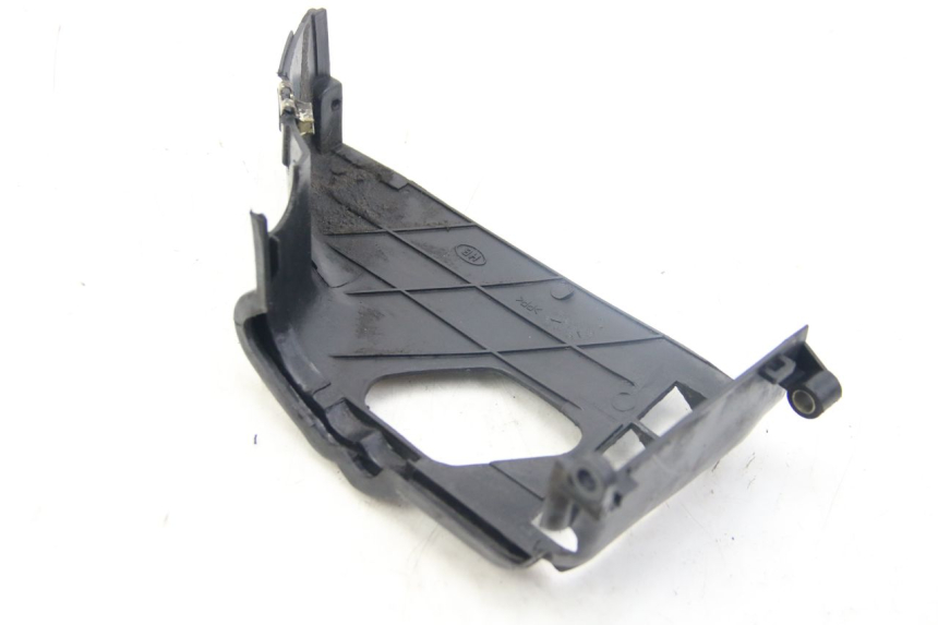 photo de COPERCHIO CILINDRO SYM FIDDLE 2 50 (2008 - 2013) - Dettagli dei punti di fissaggio