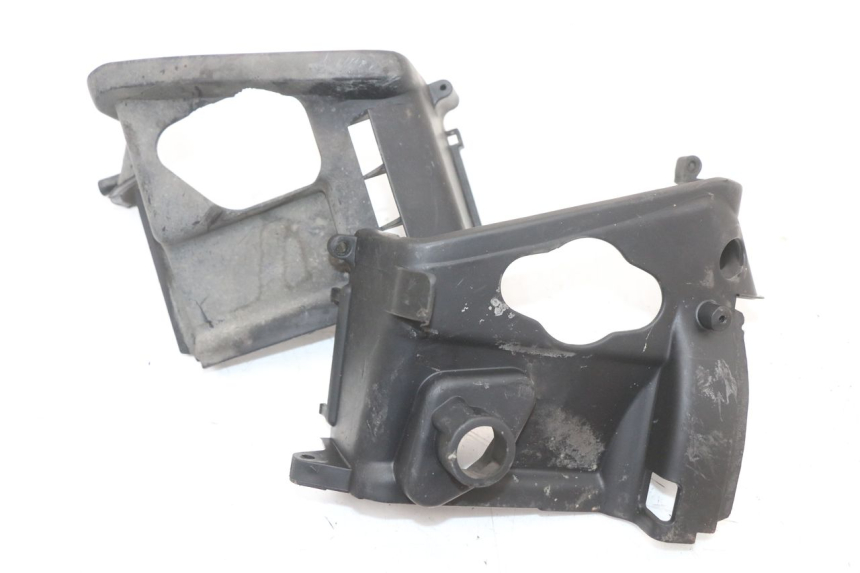 photo de COPERCHIO CILINDRO PIAGGIO FLY 4T 50 (2004 - 2010) - Primo piano tecnico