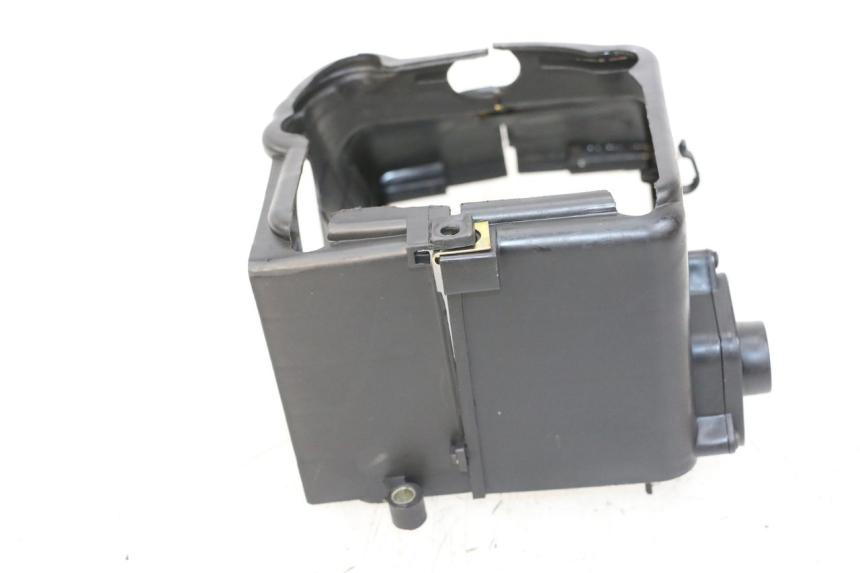 photo de COPERCHIO CILINDRO JM MOTORS MIA 50 (2017 - 2020) - Altra angolazione