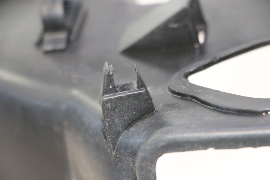 photo de COPERCHIO CILINDRO KYMCO LIKE 125 (2009 - 2016) - Dettaglio del componente