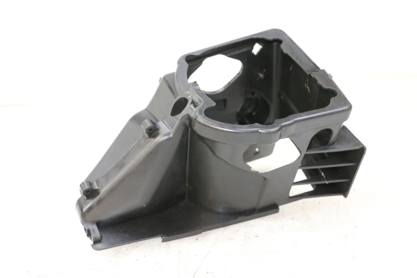 photo de COPERCHIO CILINDRO LONGJIA SHARPY 125 (2020 - 2024) - Altra angolazione