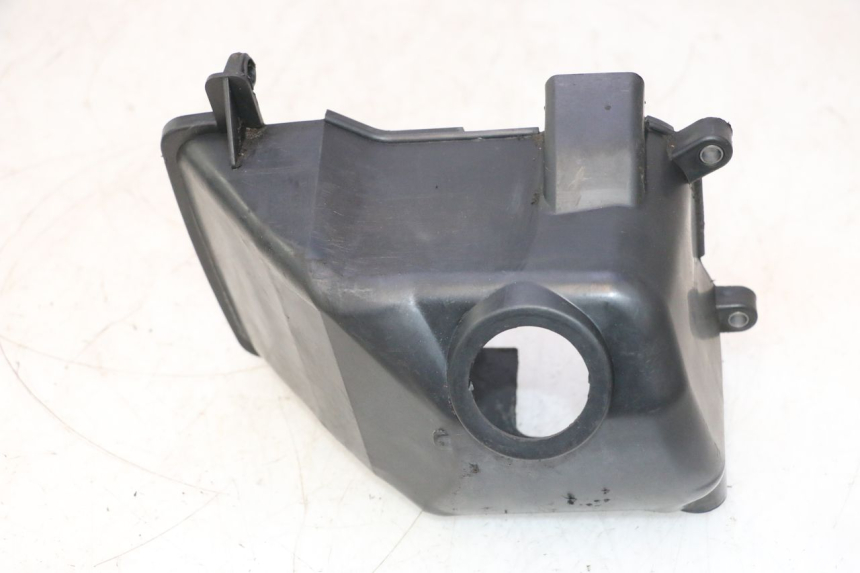 photo de COPERCHIO CILINDRO PEUGEOT LUDIX SNAKE 2T 50 (2004 - 2014) - Primo piano tecnico