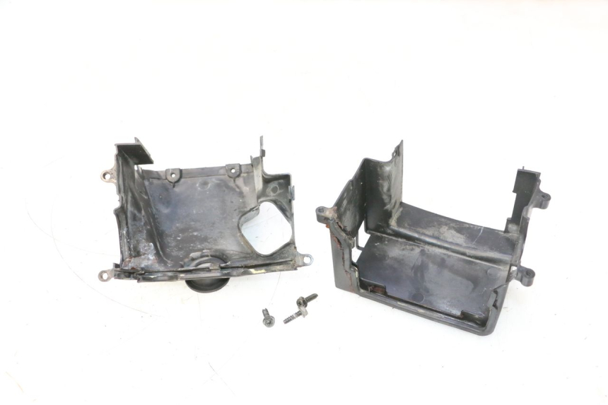 photo de COPERCHIO CILINDRO SYM MIO 50 (2005 - 2010) - Altra angolazione