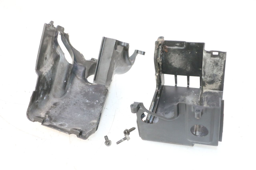 photo de COPERCHIO CILINDRO SYM MIO 50 (2005 - 2010) - Primo piano tecnico