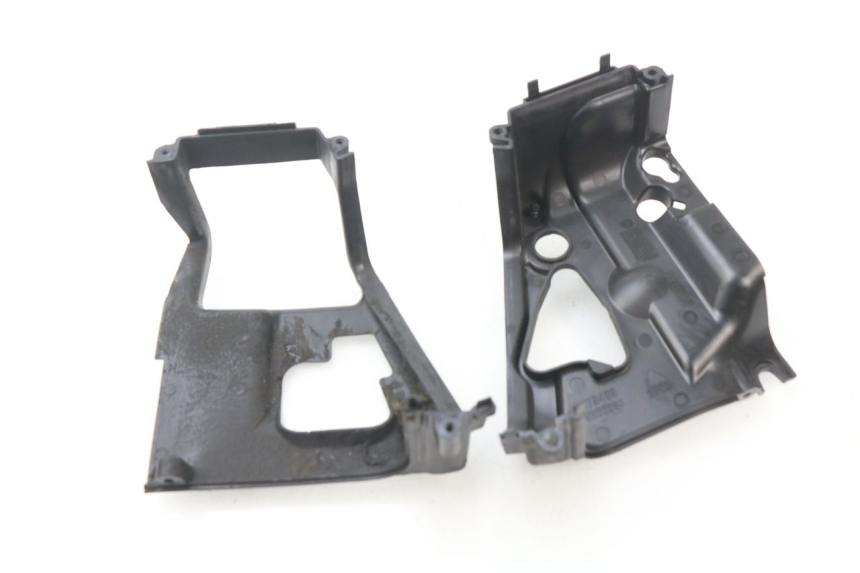 photo de COPERCHIO CILINDRO PIAGGIO PRIMAVERA 125 (2013 - 2021) - Zoom sullo stato d'uso