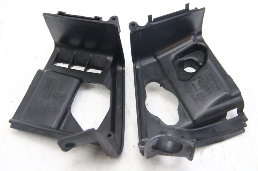 photo de COPERCHIO CILINDRO APRILIA SCARABEO 4T 50 (2009 - 2017) - Ricambio usato controllato