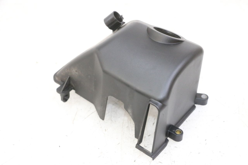 photo de COPERCHIO CILINDRO PEUGEOT STREETZONE I 2T 50 (2018 - 2020) - Primo piano tecnico