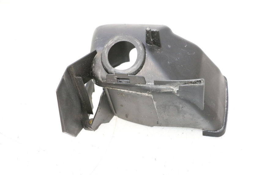photo de COPERCHIO CILINDRO PEUGEOT TREKKER 50 (1995 - 2004) - Primo piano tecnico