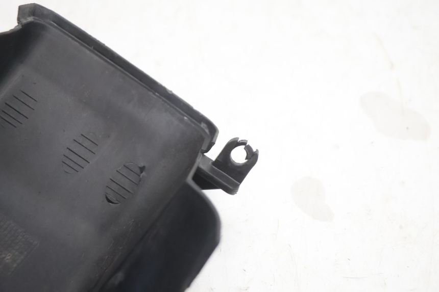 photo de COPERCHIO CILINDRO PEUGEOT TREKKER 50 (1995 - 2004) - Altra angolazione