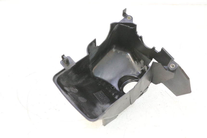 photo de COPERCHIO CILINDRO PEUGEOT TREKKER 50 (1995 - 2004) - Primo piano tecnico