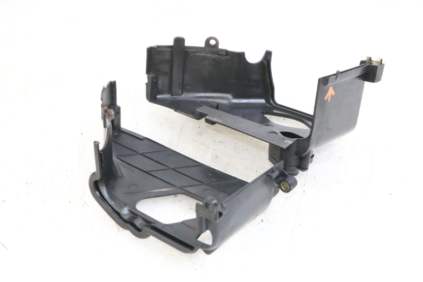 photo de COPERCHIO CILINDRO BEELINE VELOCE 4T 50 (2011 - 2020) - Primo piano tecnico