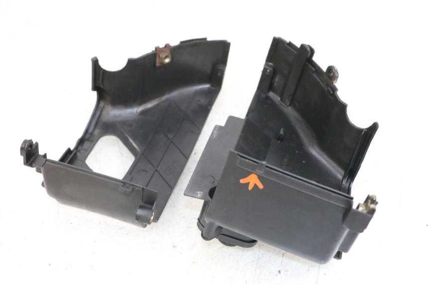 photo de COPERCHIO CILINDRO BEELINE VELOCE 4T 50 (2011 - 2020) - Vista d'insieme del prodotto