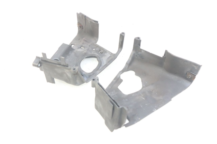 photo de COPERCHIO CILINDRO PIAGGIO VESPA LXV 125 (2006 - 2009) - Altra angolazione