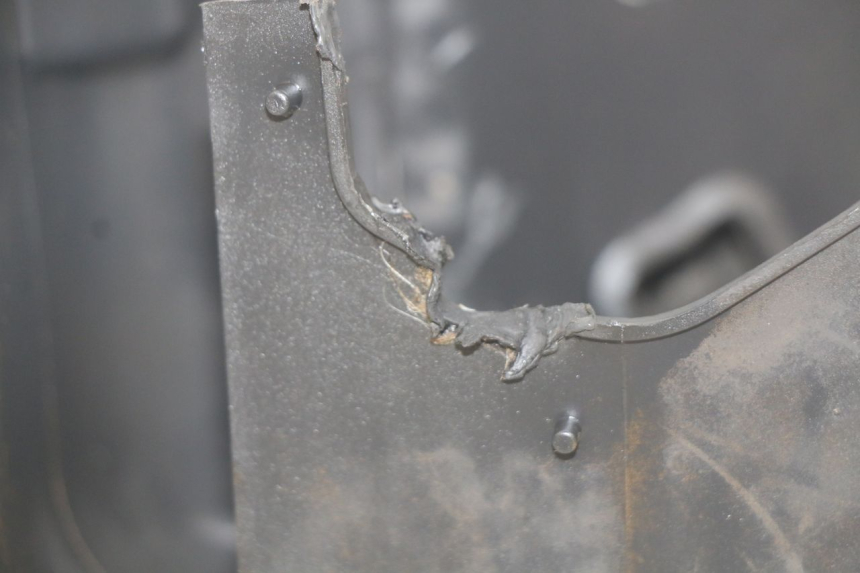 photo de COPERCHIO CILINDRO PIAGGIO VESPA S 2T 50 (2007 - 2014) - Zoom sullo stato d'uso