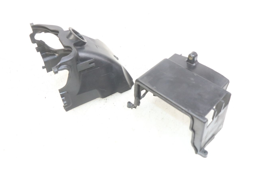 photo de COPERCHIO CILINDRO SYM X-PRO 4T 50 (2014 - 2021) - Altra angolazione