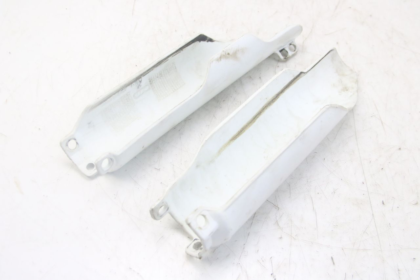 photo de PROTEZIONE FORCELLA HONDA CRF CR-F RX 450 (2017 - 2021) - Primo piano tecnico