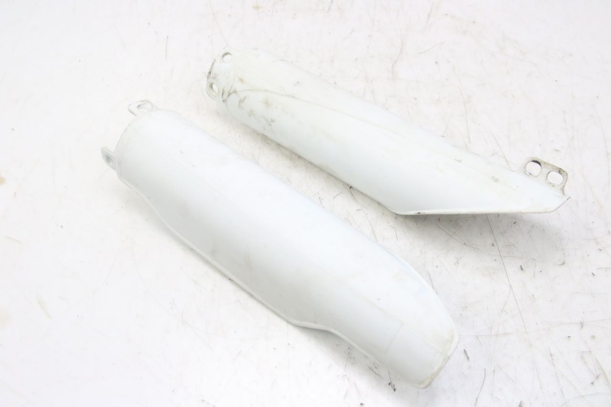 photo de PROTEZIONE FORCELLA HONDA CRF CR-F RX 450 (2017 - 2021) - Dettagli dei punti di fissaggio