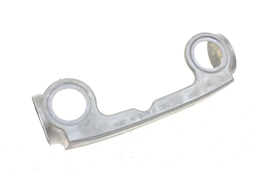 photo de CARENA FORCELLA  SUZUKI GSX E 250 (1982 - 1983) - Primo piano tecnico