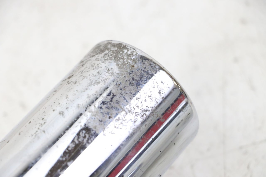 photo de CARENA FORCELLA  PIAGGIO LIBERTY 125 (1998 - 2008) - Dettagli dei punti di fissaggio