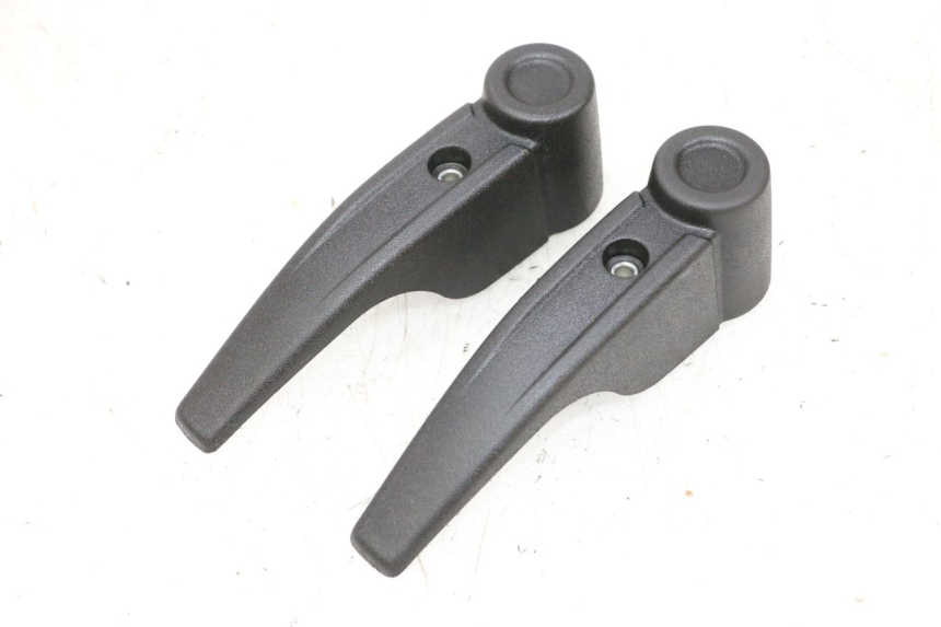 photo de CARENA FORCELLA  PIAGGIO MP3 HPE 300 (2019 - 2026) - Vista principale