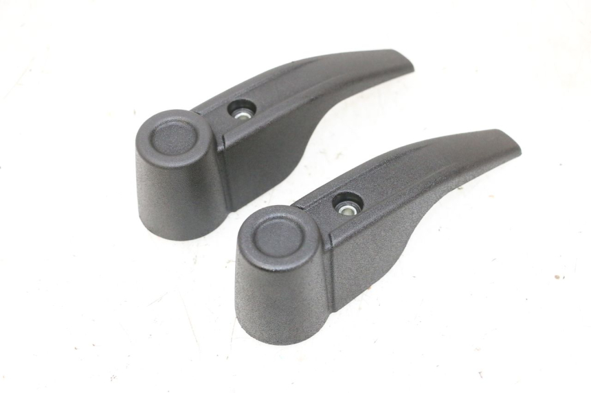 photo de CARENA FORCELLA  PIAGGIO MP3 HPE 300 (2019 - 2026) - Zoom sullo stato d'uso