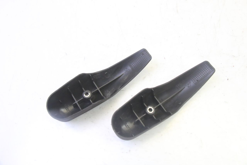 photo de PROTEZIONE FORCELLA PIAGGIO MP3 LT 300 (2010 - 2016) - Zoom sullo stato d'uso