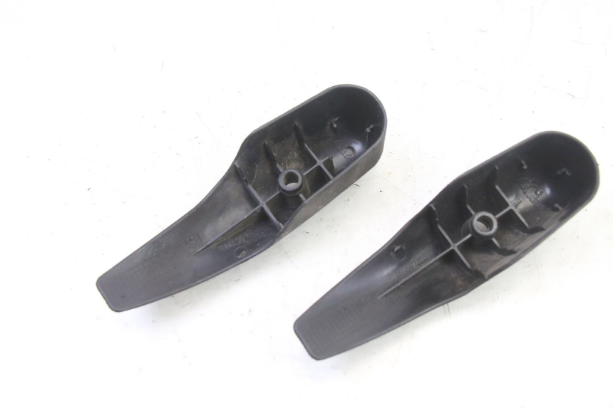 photo de CARENA FORCELLA  PIAGGIO MP3 500 (2014 - 2017) - Primo piano tecnico