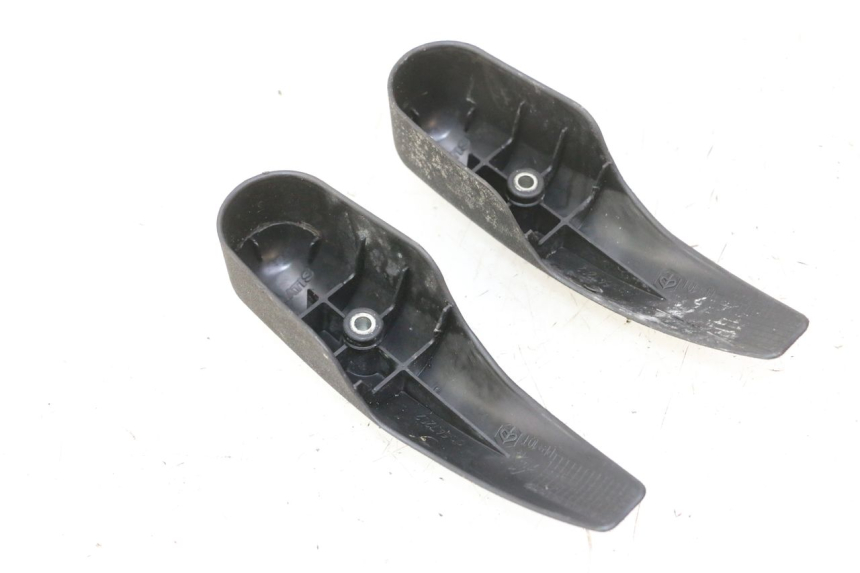 photo de PROTEZIONE FORCELLA PIAGGIO MP3 RL 250 (2006 - 2010) - Dettaglio del componente