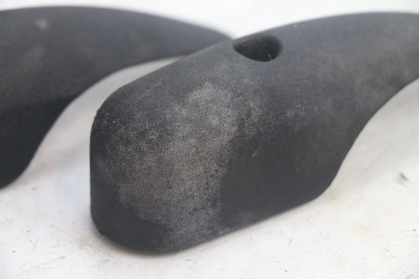 photo de CARENA FORCELLA  PIAGGIO MP3 125 (2006 - 2014) - Dettaglio del componente