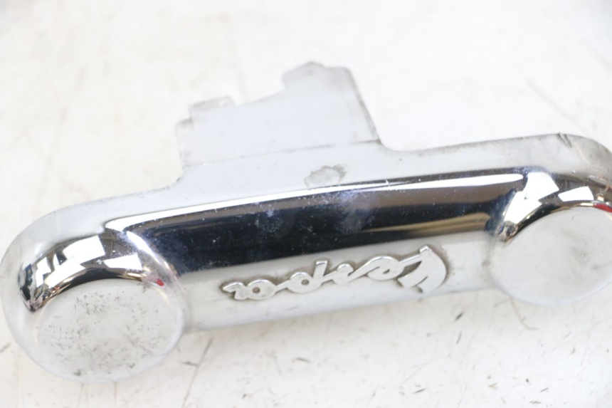 photo de CARENA FORCELLA  PIAGGIO VESPA GRANTURISMO 200 (2004 - 2005) - Zoom sullo stato d'uso