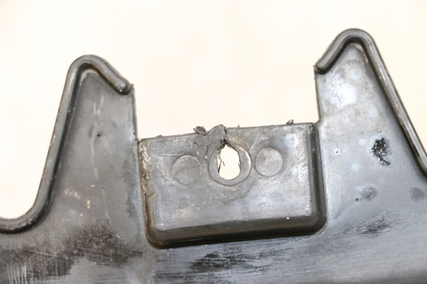 photo de CARENA FORCELLA  PEUGEOT STREETZONE 2T 50 (2014 - 2019) - Dettaglio del componente