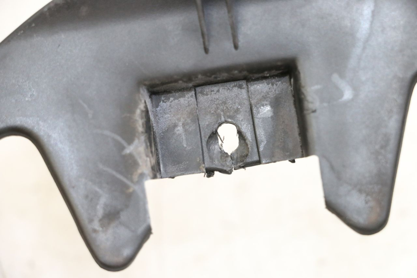 photo de CARENA FORCELLA  PEUGEOT STREETZONE 2T 50 (2014 - 2019) - Zoom sullo stato d'uso