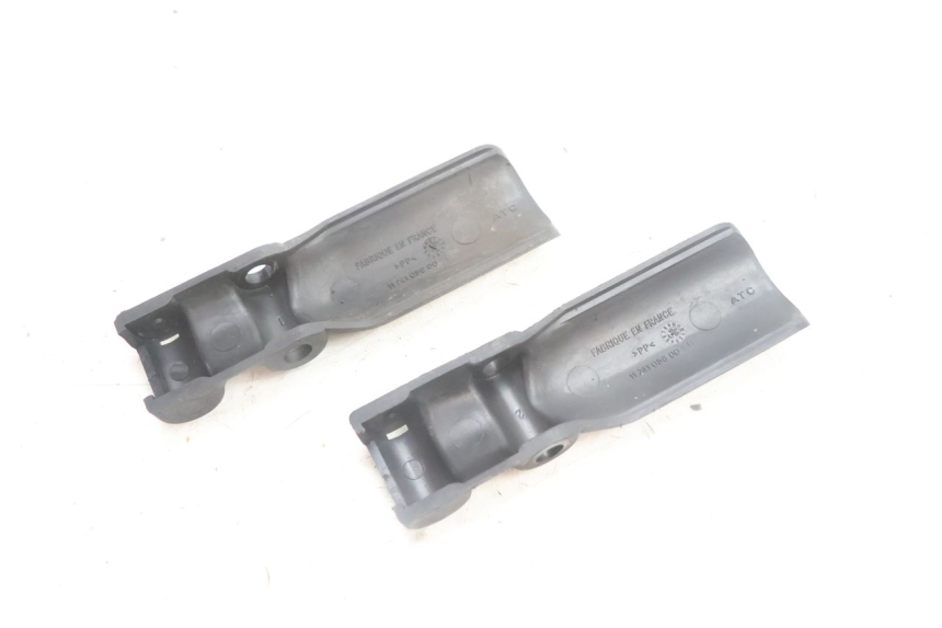 photo de CARENA FORCELLA  PEUGEOT VIVACITY 100 (1999 - 2008) - Zoom sullo stato d'uso