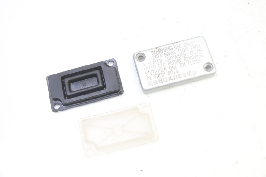 photo de COPERCHIO SERBATOIO PRINCIPALE KYMCO AGILITY 4T 50 (2005 - 2018) - Zoom sullo stato d'uso