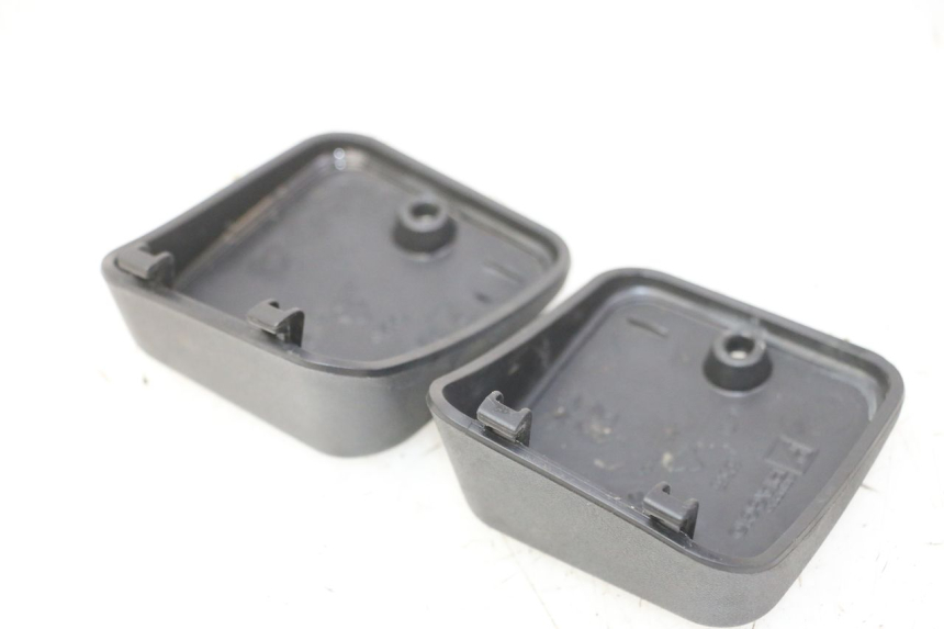 photo de COPERCHIO SERBATOIO PRINCIPALE PIAGGIO MP3 RL 250 (2006 - 2010) - Altra angolazione