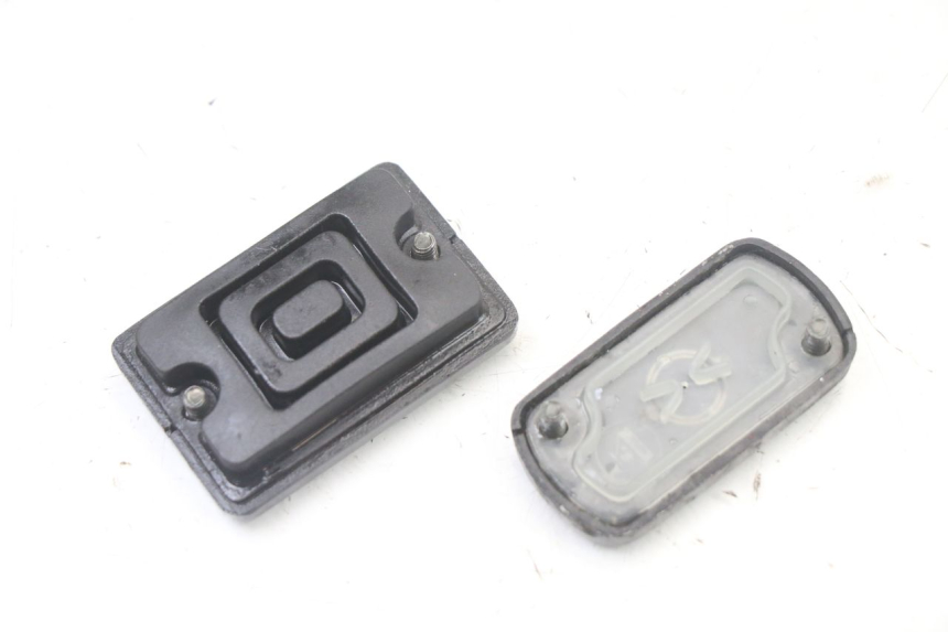 photo de POMPA FRENO COPERCHIO PEUGEOT SPEEDFIGHT 3 LC 2T 50 (2009 - 2015) - Zoom sullo stato d'uso