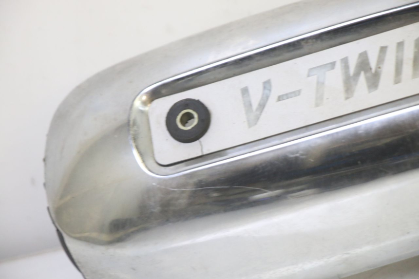 photo de COPERCHIO MOTORE  HYOSUNG GV AQUILA 125 (2000 - 2009) - Zoom sullo stato d'uso