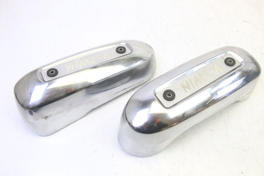 photo de COPERCHIO MOTORE  HYOSUNG GV AQUILA 125 (2000 - 2009) - Stato della superficie e materiale