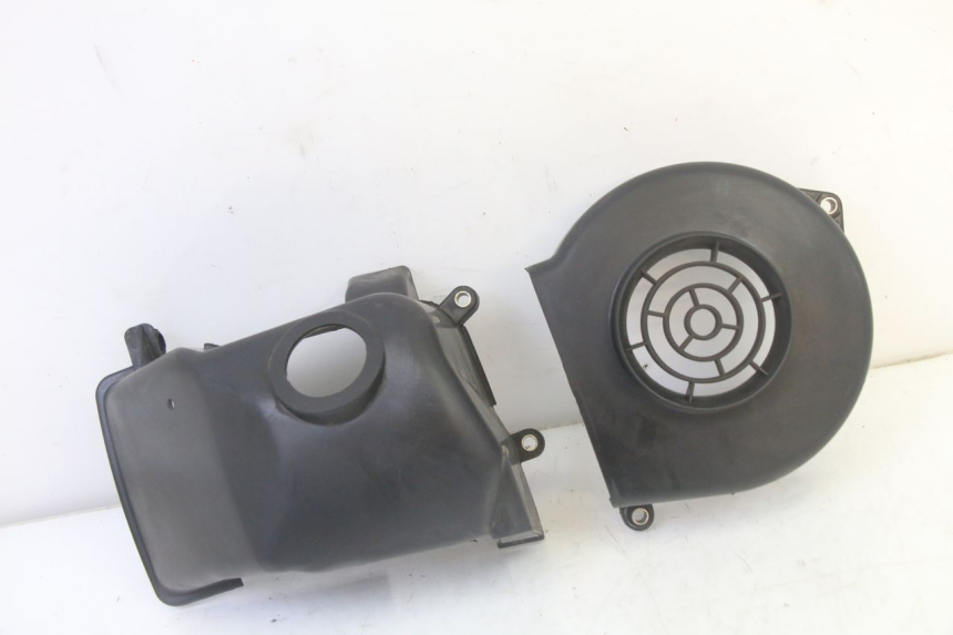 photo de COPERCHIO MOTORE PEUGEOT CITYSTAR 50 (2013 - 2017) - Vista principale