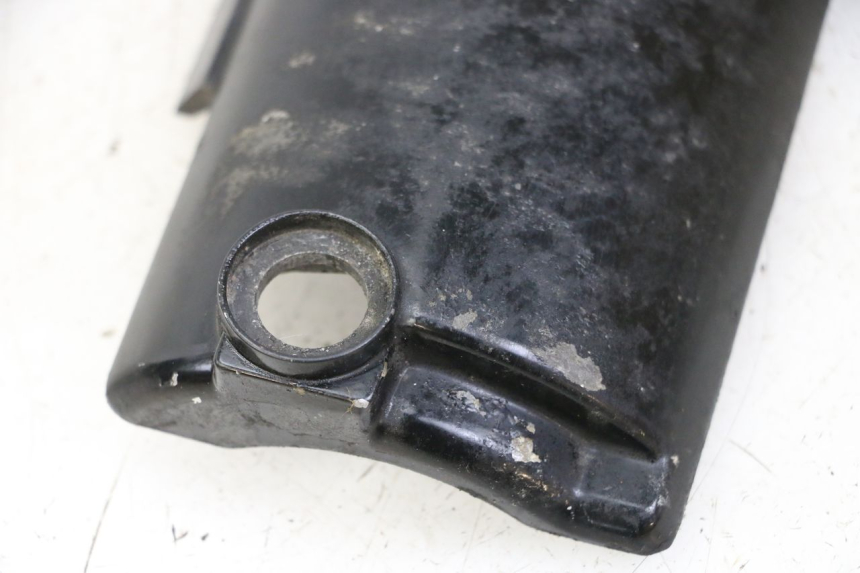 photo de PROTEZIONE MOTORE KAWASAKI ZR7 ZR-7 S 750 (1999 - 2004) - Dettaglio del componente