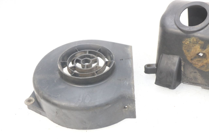 photo de CACHE MOTORE PEUGEOT KISBEE 2T 50 (2010 - 2017) - Marcature e riferimenti originali