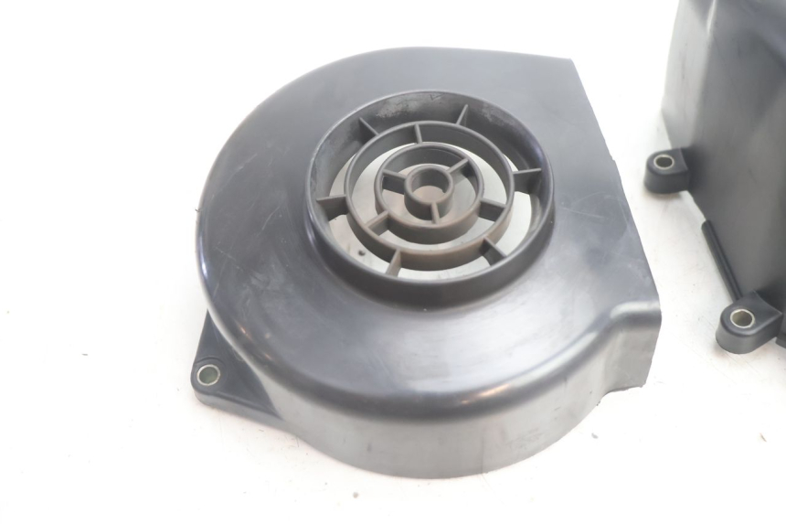photo de CACHE MOTORE PEUGEOT KISBEE 2T 50 (2010 - 2017) - Dettaglio del componente